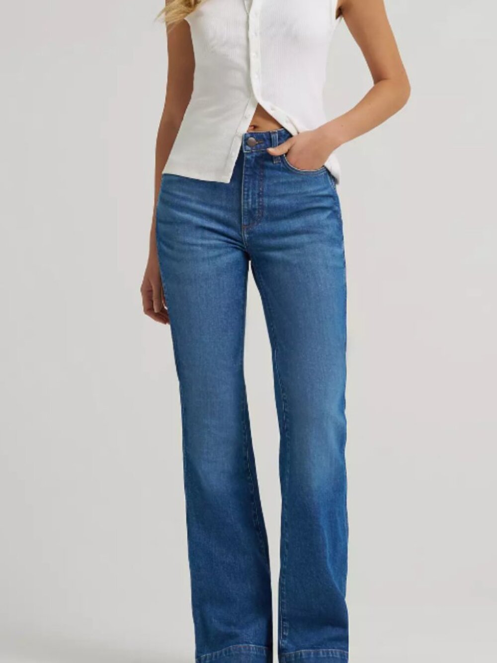 Women's Wrangler Retro® Bailey High Rise Trouser Jean- Mina- Size W29 L32